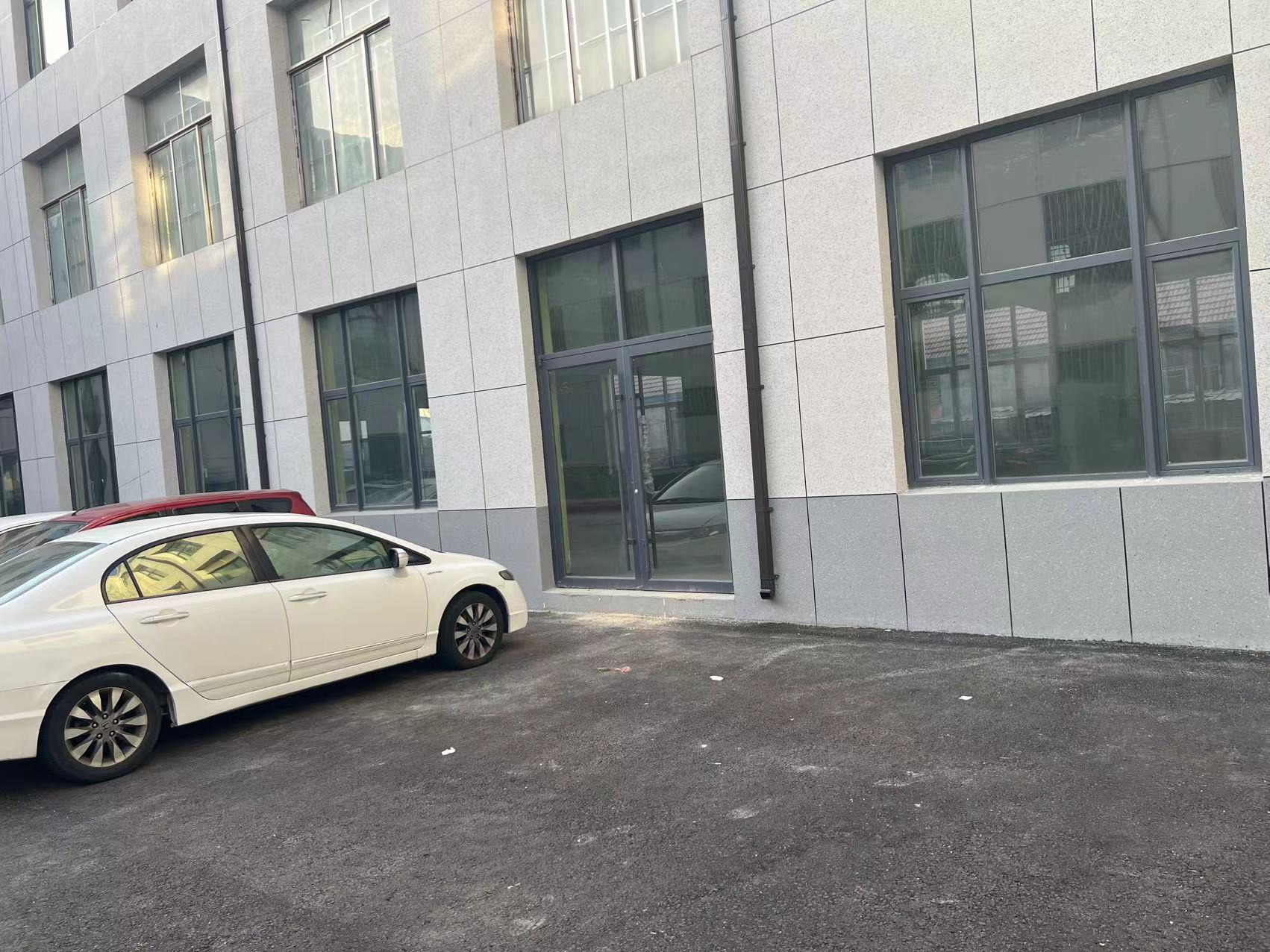 文登營工業(yè)園一樓廠房出租（可租短期）