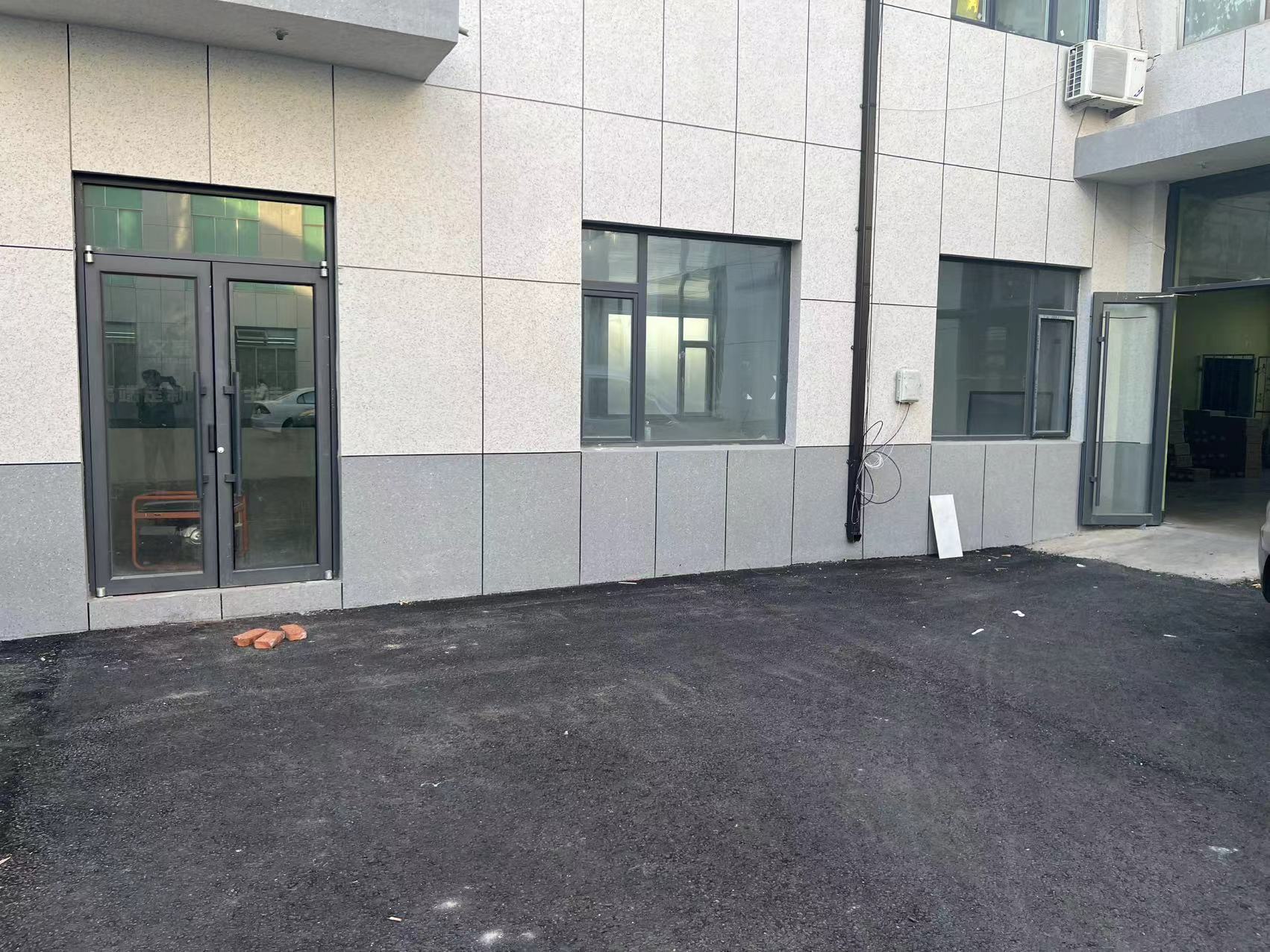文登營工業(yè)園一樓廠房出租（可租短期）