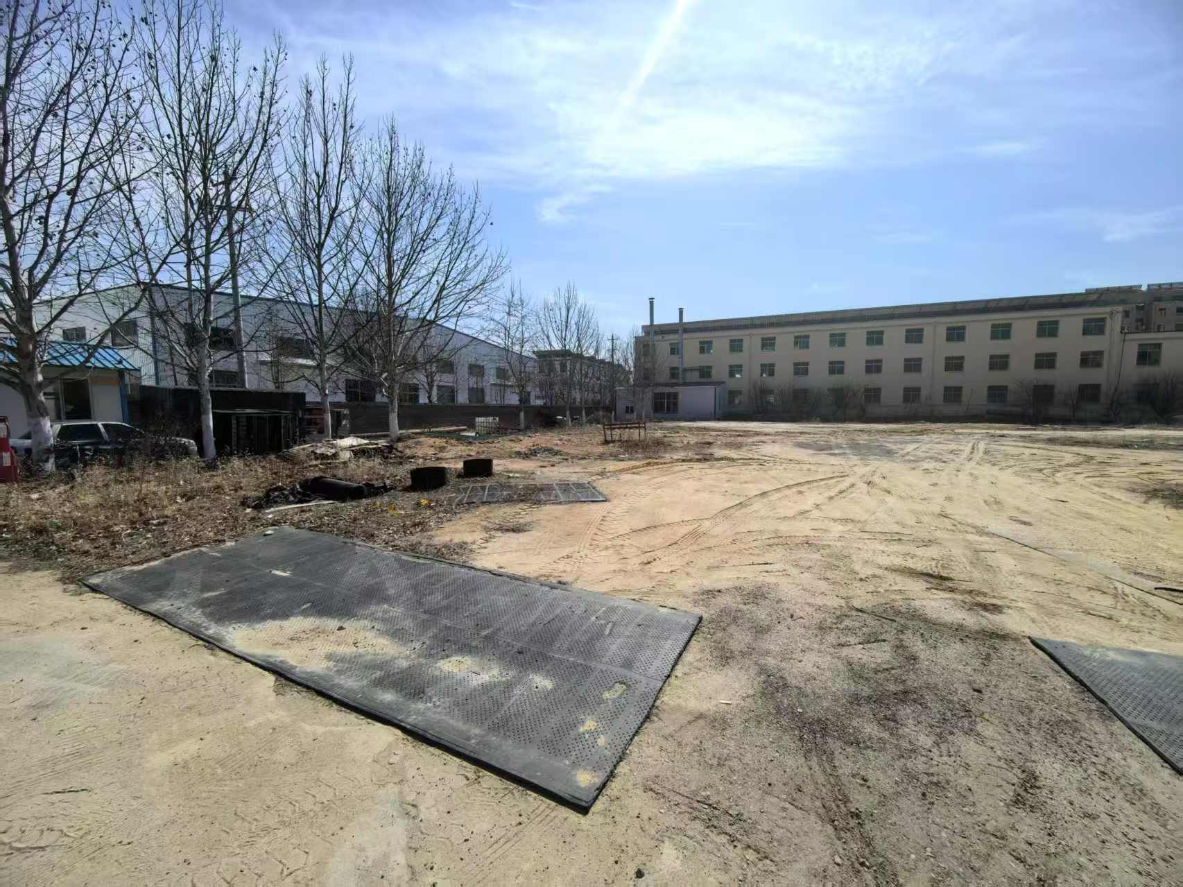 文登開發(fā)區(qū)廣州路東首倉庫、露天場地租賃