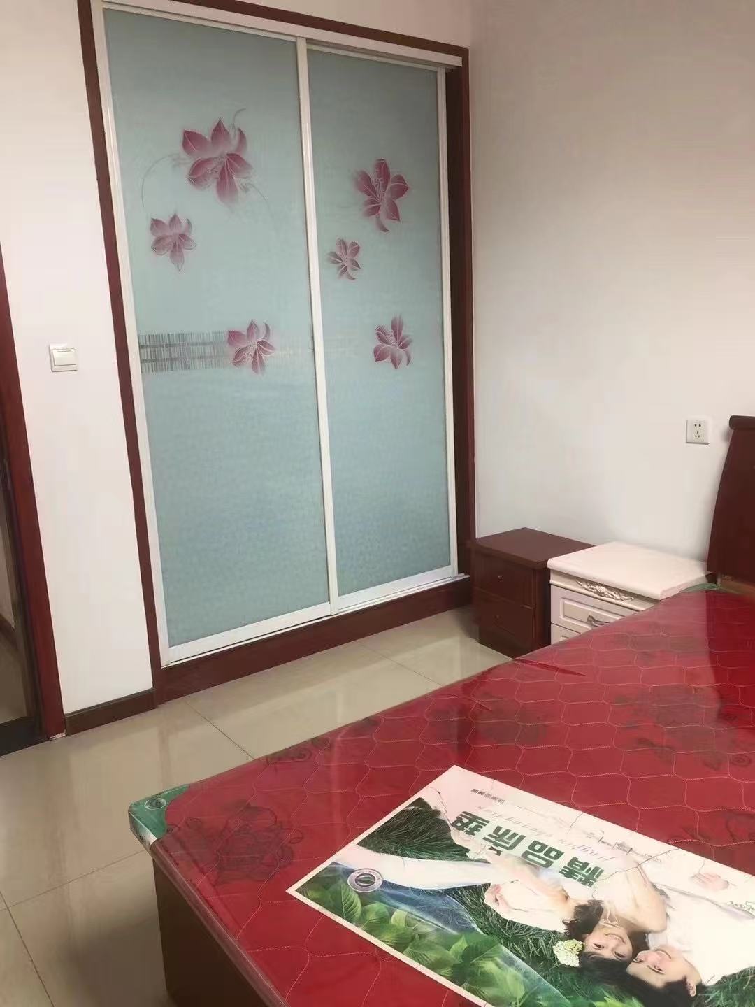 吉房出租文山清華園