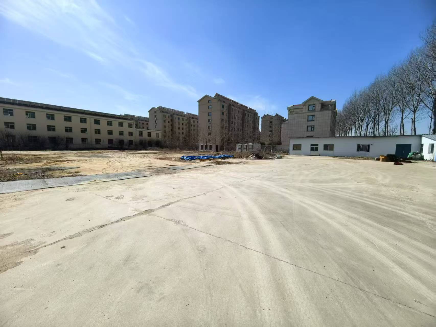 文登開發(fā)區(qū)廣州路東首倉庫及露天場地租賃