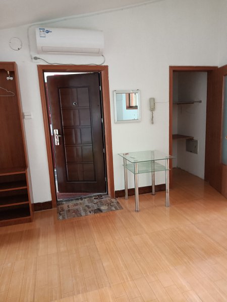 石馬街北區(qū)水電暖，空調(diào)，洗樓房出租