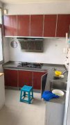 出租燕南街住人一樓，118.11平3室，家具家電齊全，月租9