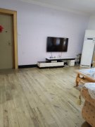 住人一樓，三室兩廳一衛(wèi)，地暖天然氣齊全